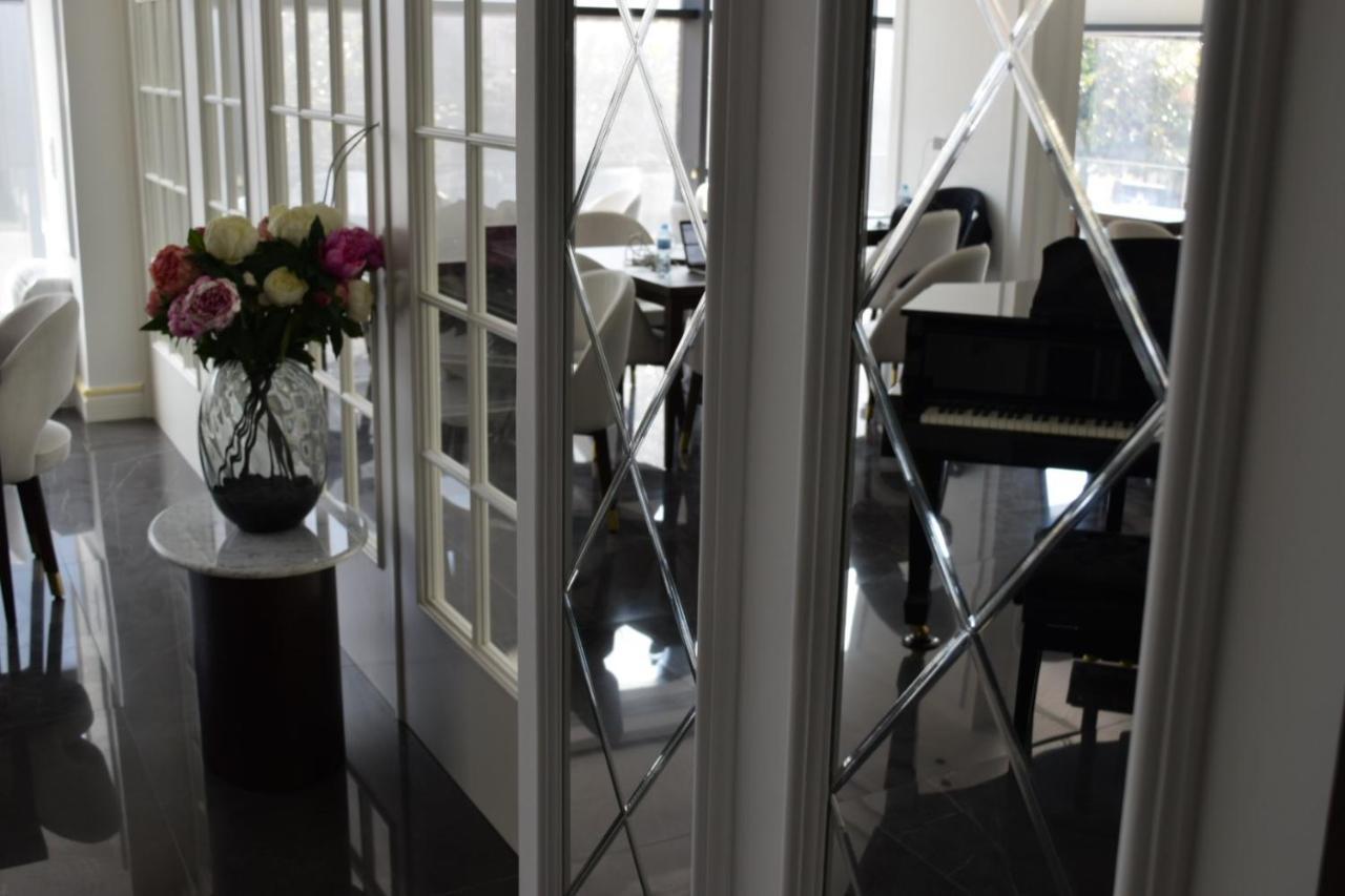 Boutique Hotel Vissi D'Arte Budva Dış mekan fotoğraf